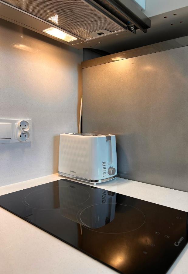 Apartament Calm Przy Rynku Z Klimatyzacja I Parkingiem Kielce Esterno foto